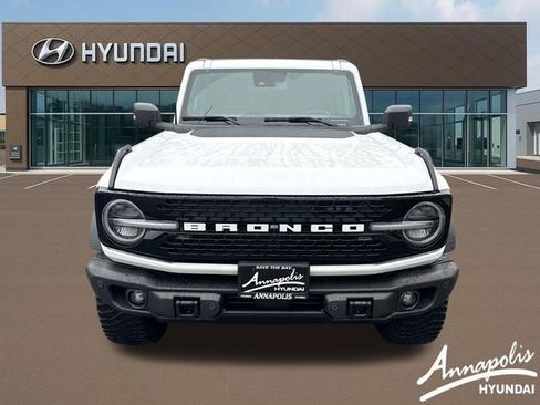 Used 2023 Ford Bronco Wildtrak AWD/4WD image 8