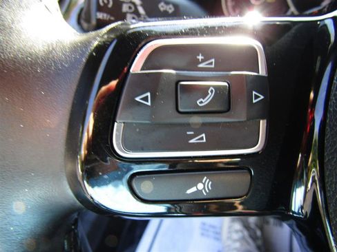 Used 2018 Volkswagen Beetle 2.0T S image 14