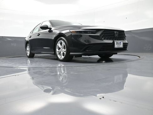 Used 2024 Honda Accord LX image 27