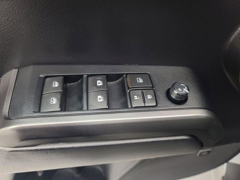 Used 2020 Toyota Tacoma TRD Sport image 26