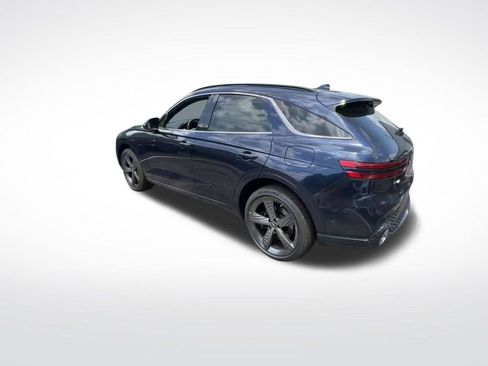 Used 2025 Genesis GV70 3.5T Sport w/ Sport Advanced Package image 8