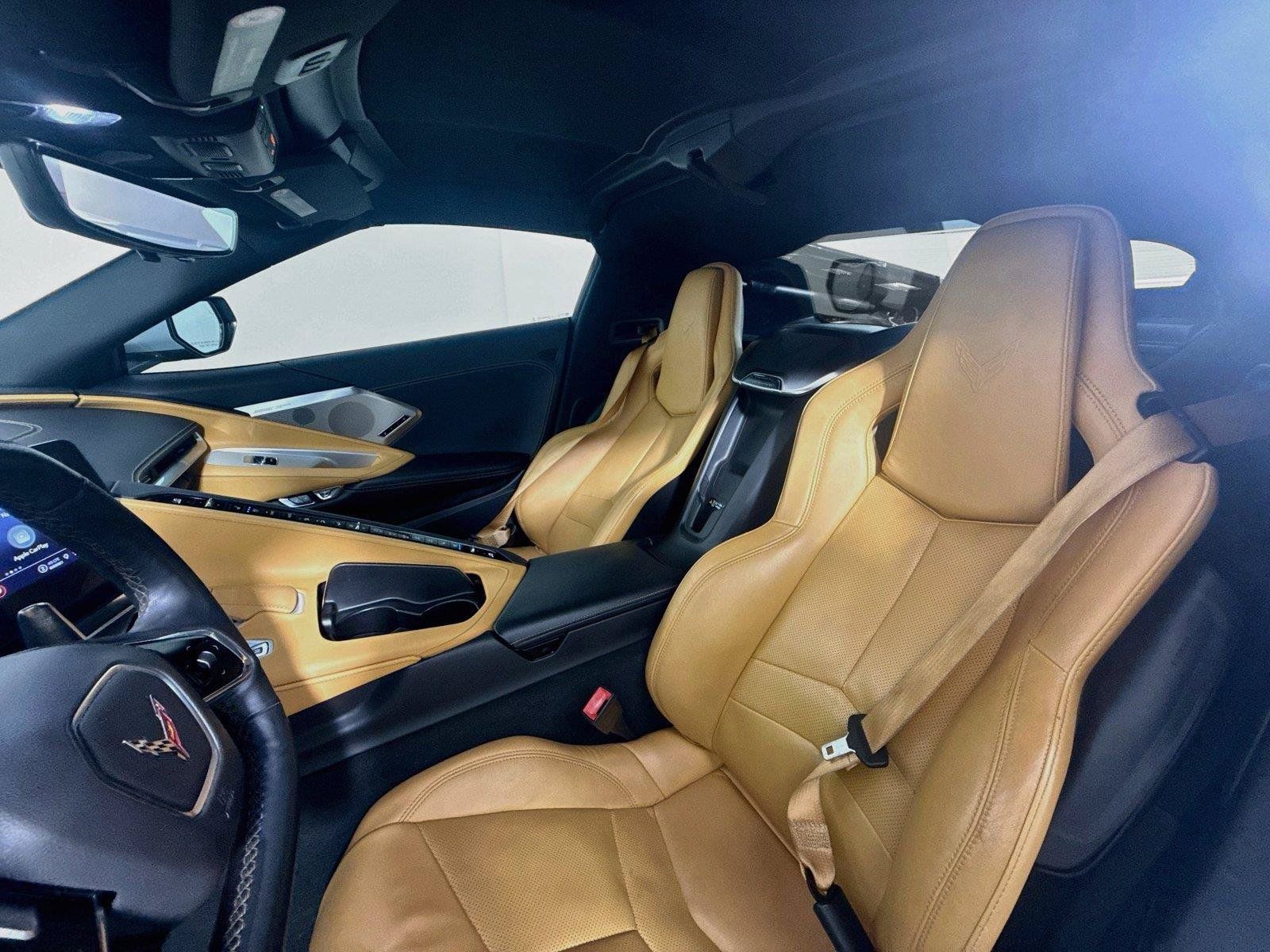 Used 2021 Chevrolet Corvette Stingray Preferred Cpe w/ Z51 Performance Package RWD image 10