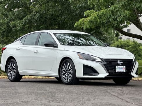 New 2026 Nissan Altima 2.5 SV FWD image 9