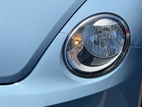 Used 2014 Volkswagen Beetle 1.8T FWD image 45