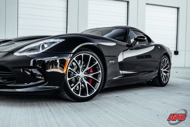 Used 2014 SRT Viper GTS w/ GTS Laguna Interior Package RWD image 31