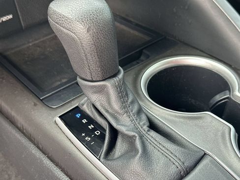 Used 2021 Toyota Camry LE FWD image 27