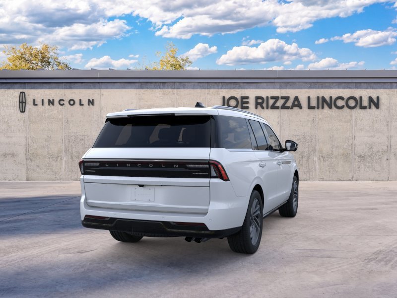 New 2025 Lincoln Navigator Reserve AWD/4WD image 8
