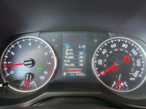 Certified 2021 Toyota RAV4 LE FWD image 25