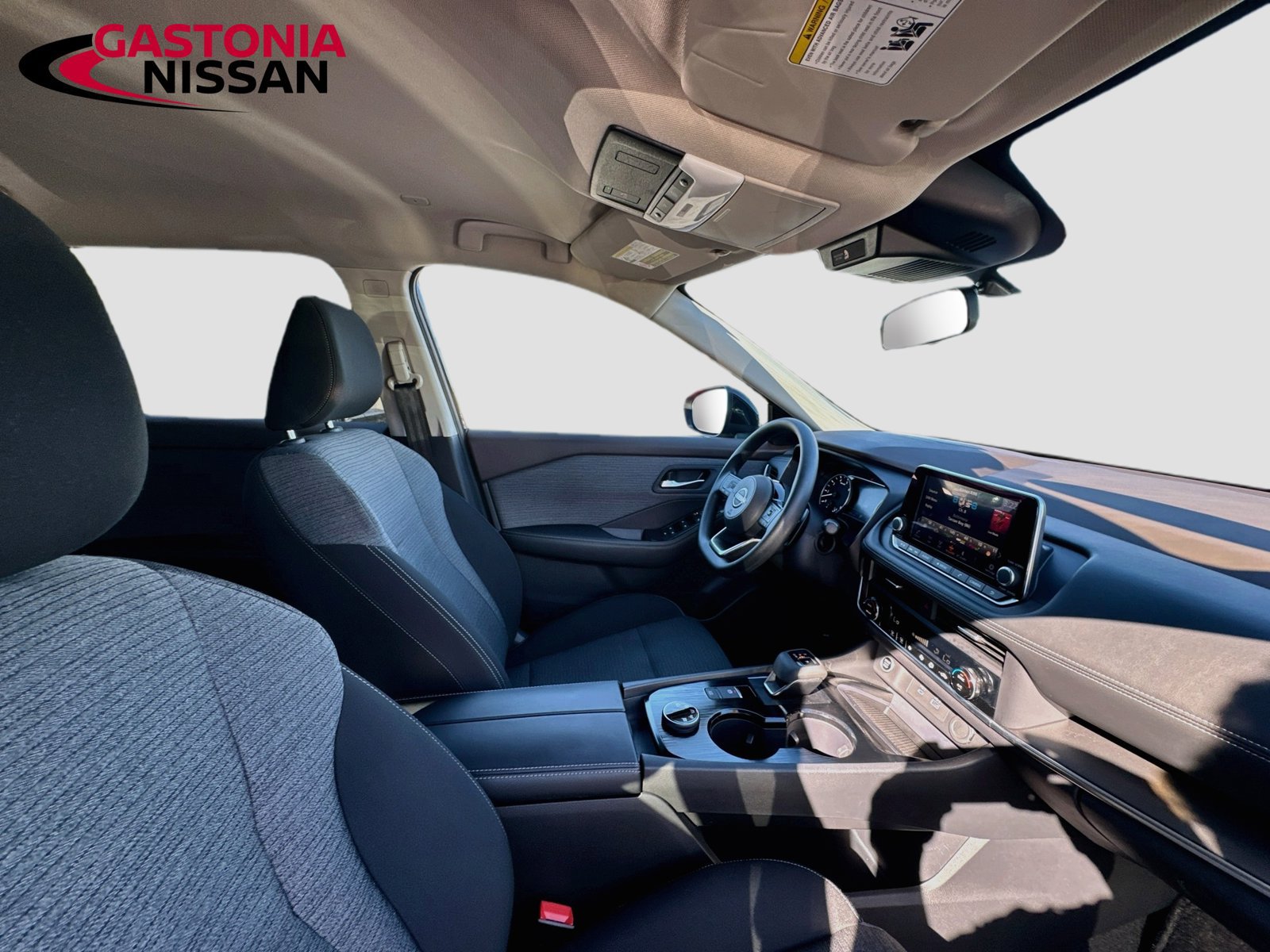 Used 2023 Nissan Rogue SV AWD/4WD image 36