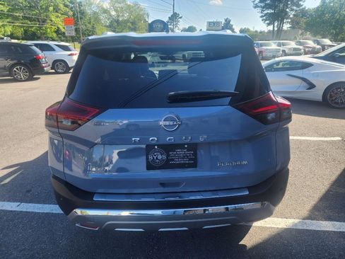 Used 2023 Nissan Rogue Platinum w/ Platinum Premium Package image 4