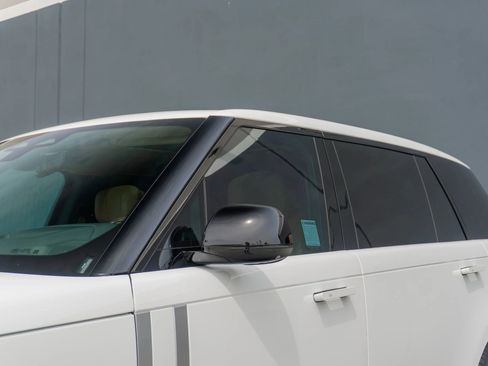 Used 2024 Land Rover Range Rover Long Wheelbase Autobiography AWD/4WD image 33