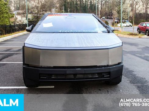 Used 2025 Tesla Cybertruck AWD Crew Cab image 9