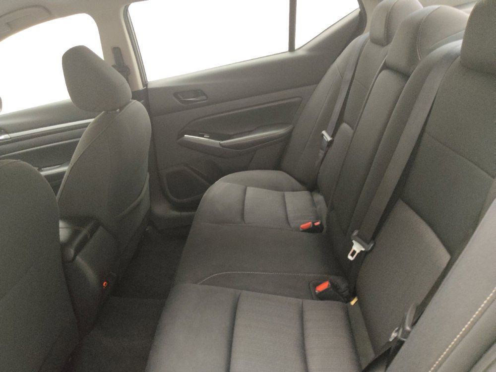 Used 2023 Nissan Altima 2.5 SV FWD image 18