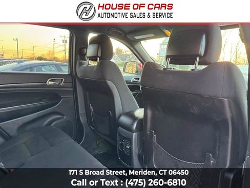 Used 2015 Jeep Grand Cherokee Laredo w/ Quick Order Package 23E AWD/4WD image 21