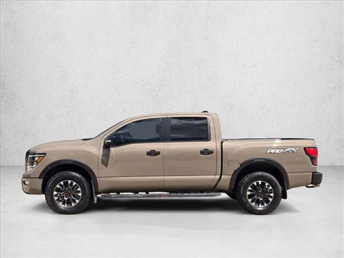 Used 2023 Nissan Titan PRO-4X w/ Pro-4x Convenience Package AWD/4WD image 8