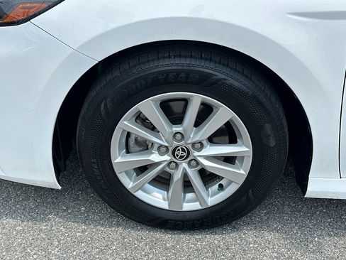 Used 2025 Toyota Camry LE FWD image 11