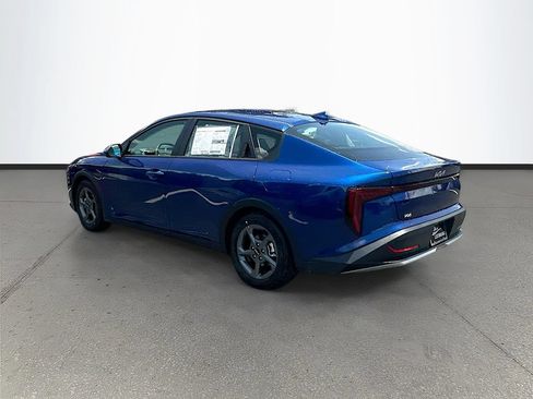 New 2026 Kia K4 FWD image 5