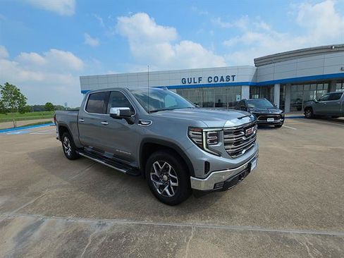Used 2024 GMC Sierra 1500 SLT RWD image 4
