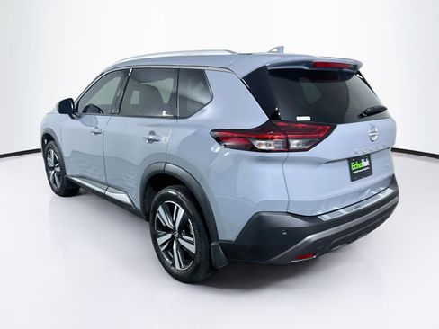 Used 2023 Nissan Rogue SL FWD image 5
