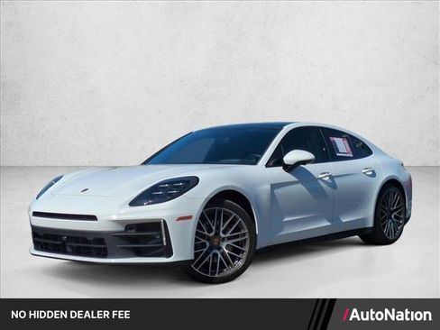 Used 2024 Porsche Panamera image 1