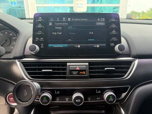 Used 2021 Honda Accord LX image 10