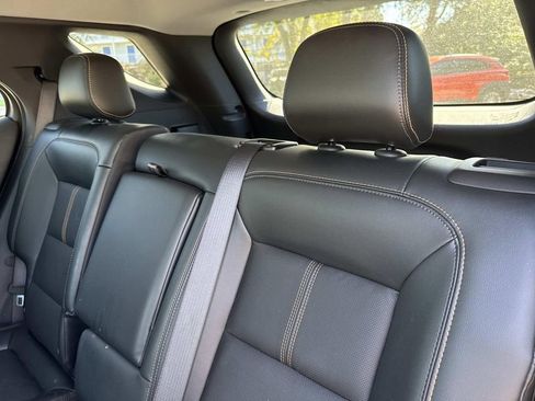 Used 2023 Chevrolet Equinox Premier image 15