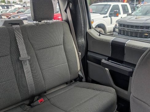Used 2019 Ford F350 XLT w/ Camper Package AWD/4WD image 25