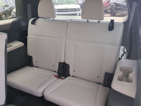 New 2026 Hyundai Santa Fe SE image 16