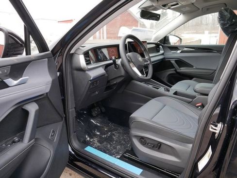 New 2026 Volkswagen Tiguan SE AWD/4WD image 7