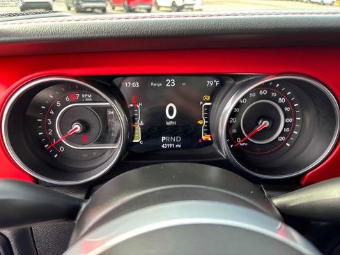 Used 2021 Jeep Wrangler Unlimited Rubicon AWD/4WD image 18