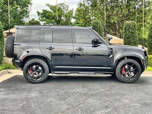 New 2026 Land Rover Defender 110 X AWD/4WD image 6