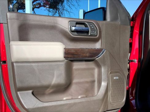 Used 2020 GMC Sierra 1500 SLT image 21