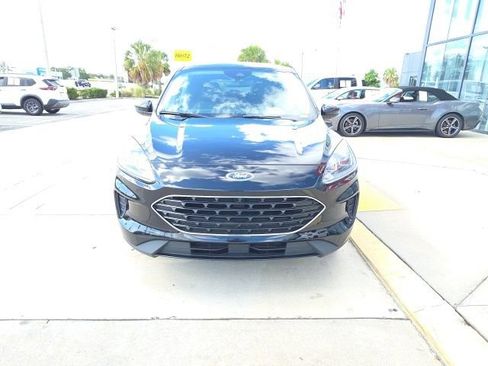 Used 2021 Ford Escape SE w/ SE Sport Appearance Package AWD/4WD image 9