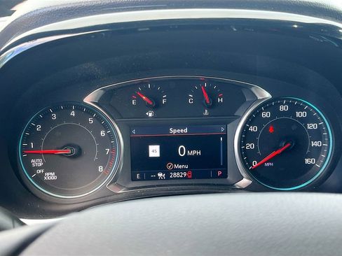 Used 2023 Chevrolet Traverse RS AWD/4WD image 12