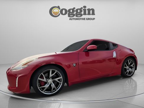 Used 2016 Nissan 370Z w/ Sport Package image 1