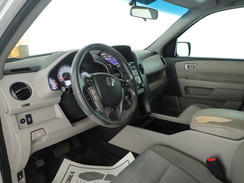 Used 2015 Honda Pilot LX image 10
