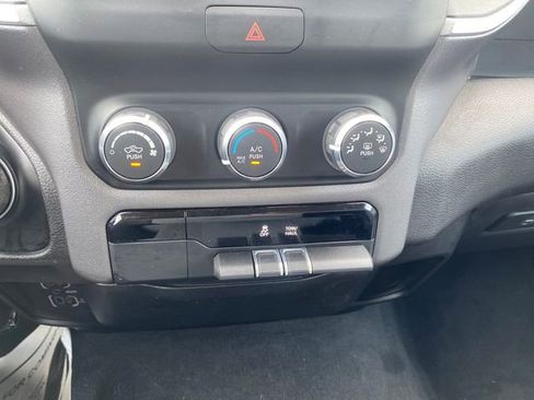 Used 2020 RAM 1500 Big Horn RWD image 22