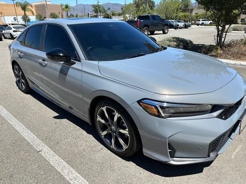 Used 2025 Honda Civic Sport image 1