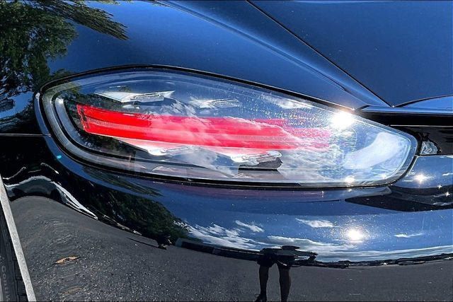 Used 2021 Porsche 718 Cayman RWD image 27