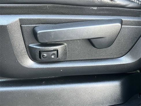 Used 2020 RAM 3500 Tradesman w/ Chrome Appearance Group image 30