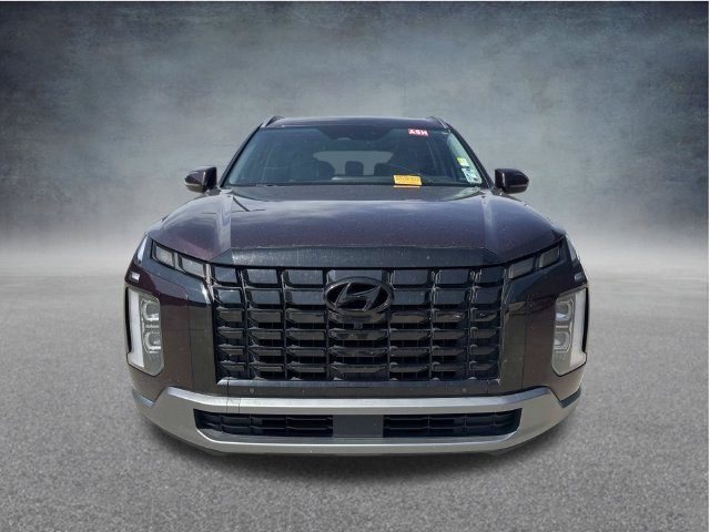 Used 2023 Hyundai Palisade SEL FWD image 2
