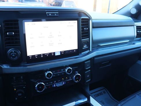 Used 2025 Ford F250 Platinum image 44