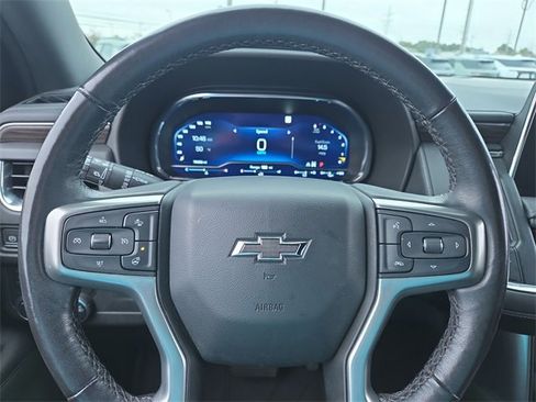 Used 2022 Chevrolet Tahoe Z71 w/ Luxury Package image 19