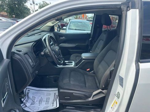 Used 2022 Chevrolet Colorado LT w/ Fleet Safety Package RWD image 11