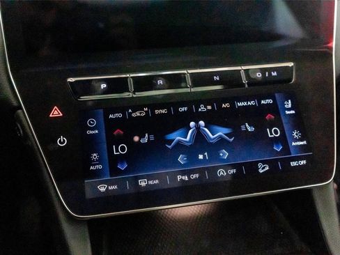 Used 2024 Maserati Grecale GT image 38