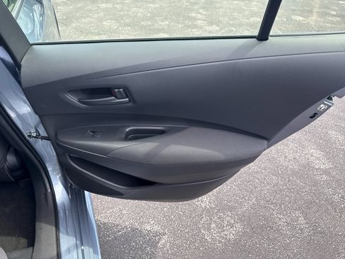 Used 2025 Toyota Corolla LE FWD image 25