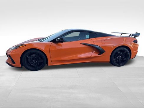 Used 2022 Chevrolet Corvette Stingray Coupe w/ Z51 Performance Package RWD image 2