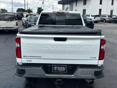 Certified 2022 Chevrolet Silverado 2500 LTZ w/ LTZ Convenience Package AWD/4WD image 10