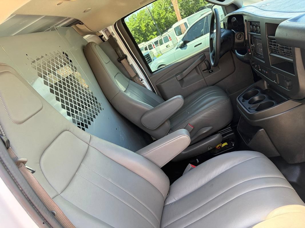 Used 2020 Chevrolet Express 2500 w/ Driver Convenience Package RWD image 16