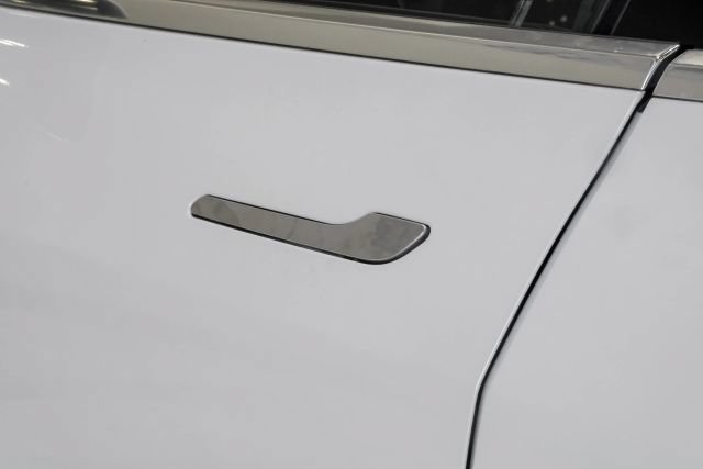 Used 2020 Tesla Model 3 Long Range AWD/4WD image 45